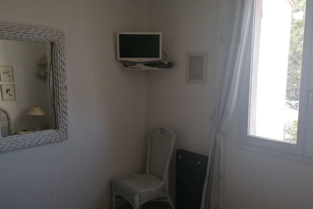 Appartement Tres Agreable Frejus Luaran gambar