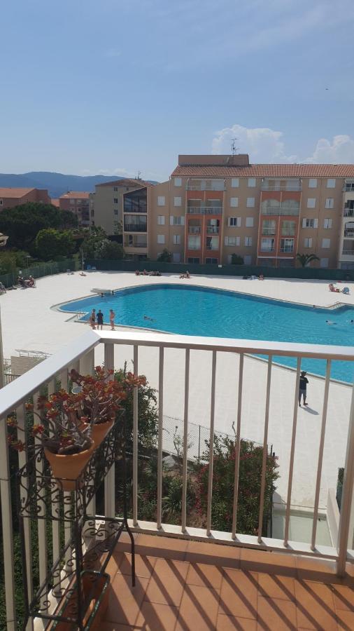 Appartement Tres Agreable Frejus Luaran gambar